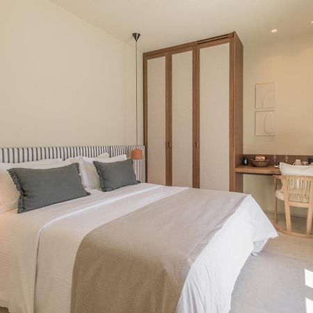 Hotel Eleni Adamantas  ภายนอก รูปภาพ