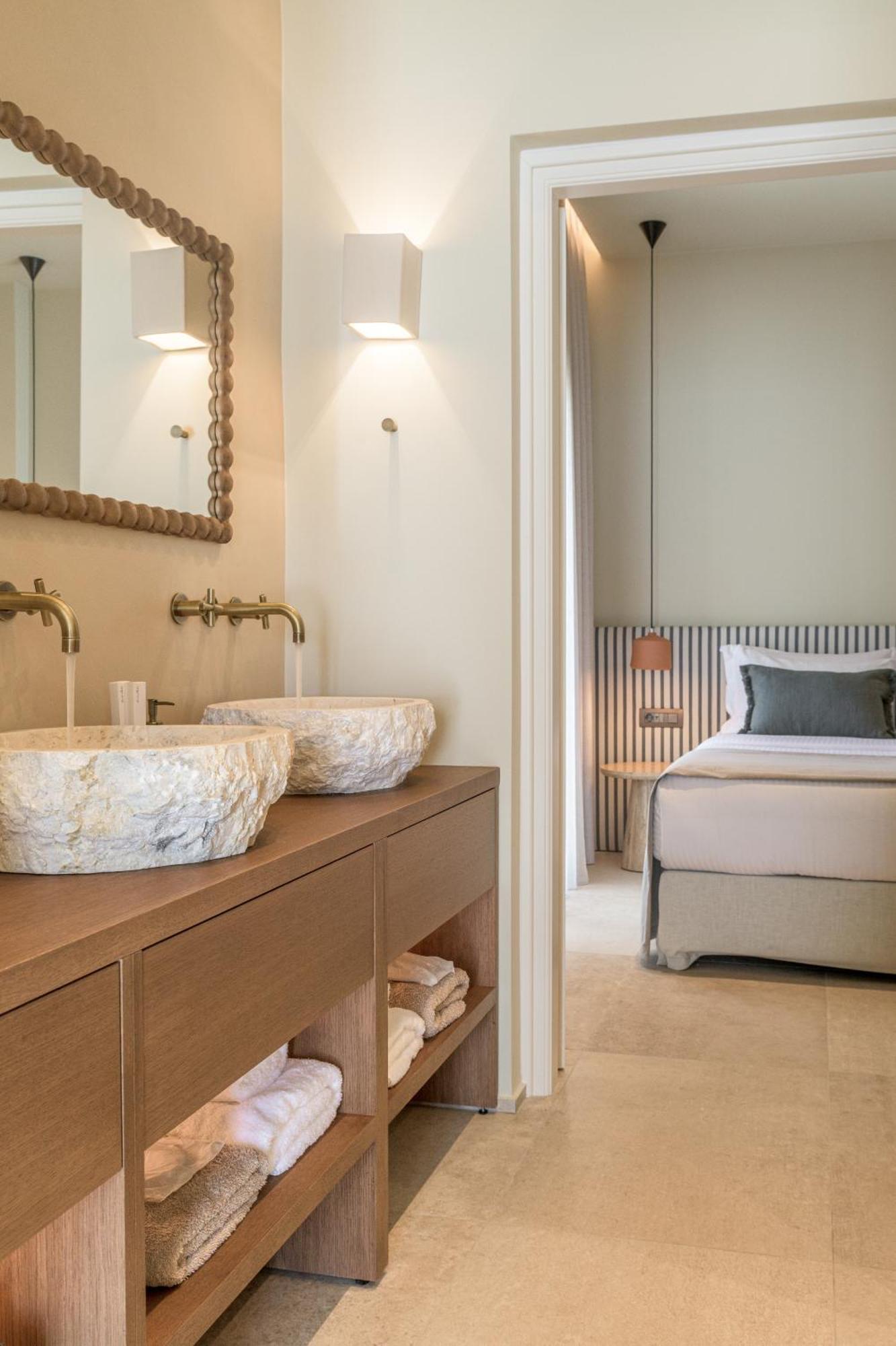 Hotel Eleni Adamantas  ภายนอก รูปภาพ